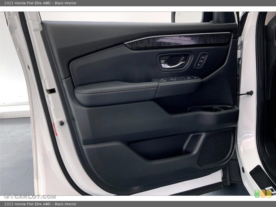 Black Interior Door Panel for the 2023 Honda Pilot Elite AWD #146680465