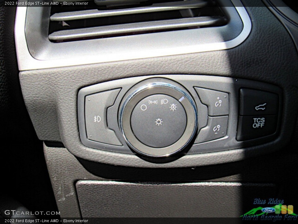 Ebony Interior Controls for the 2022 Ford Edge ST-Line AWD #146680728