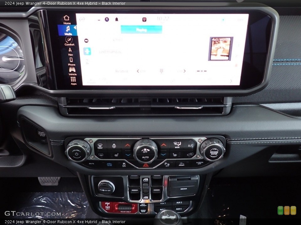 Black Interior Controls for the 2024 Jeep Wrangler 4-Door Rubicon X 4xe Hybrid #146682182