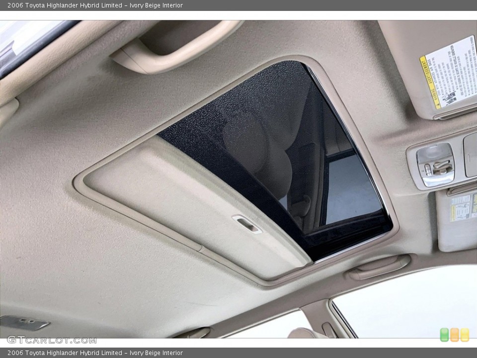 Ivory Beige Interior Sunroof for the 2006 Toyota Highlander Hybrid Limited #146683966