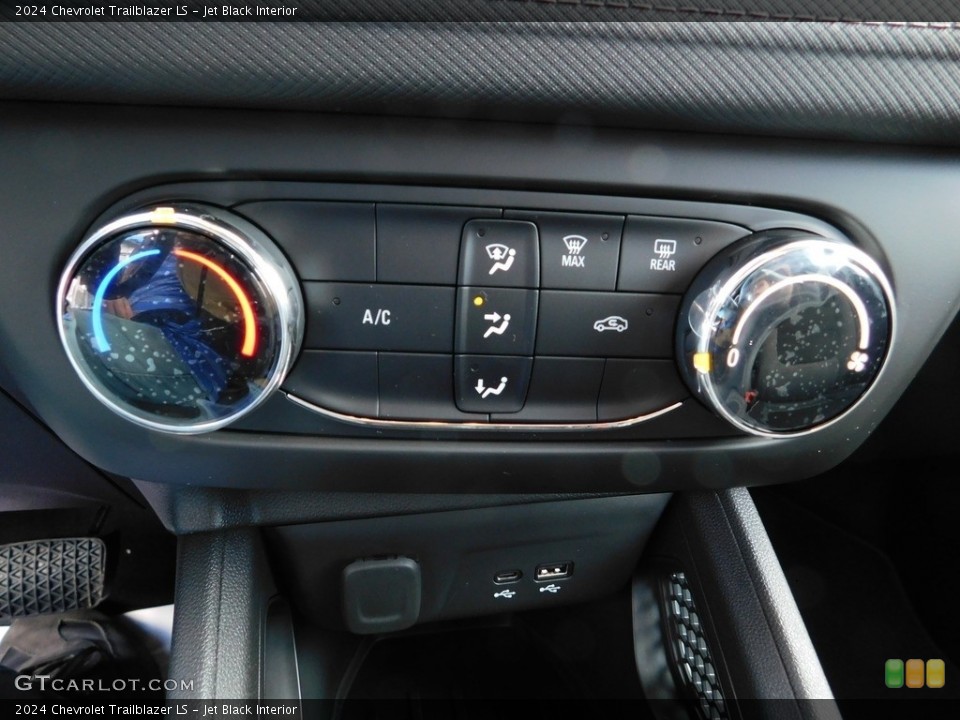 Jet Black Interior Controls for the 2024 Chevrolet Trailblazer LS #146684519