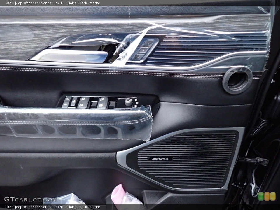 Global Black Interior Door Panel for the 2023 Jeep Wagoneer Series II 4x4 #146687658