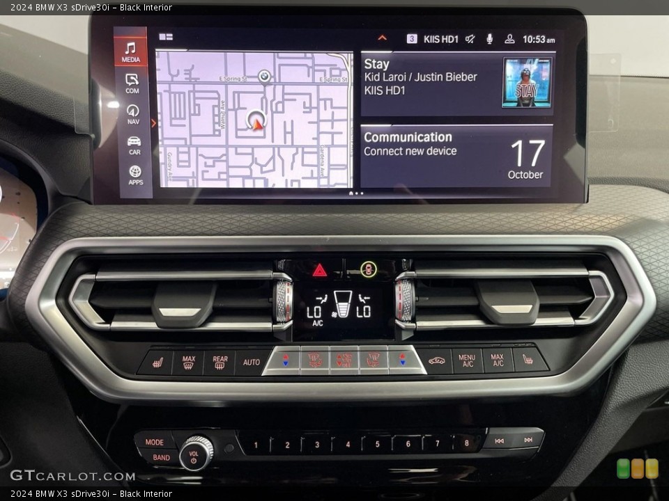 Black Interior Controls for the 2024 BMW X3 sDrive30i #146689377