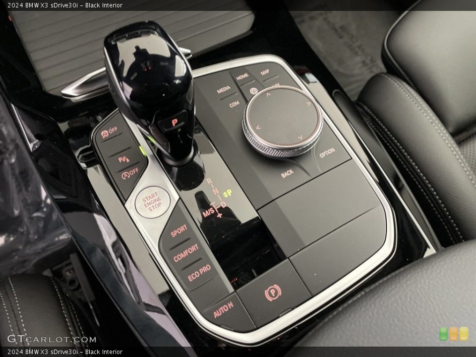 Black Interior Transmission for the 2024 BMW X3 sDrive30i #146689455
