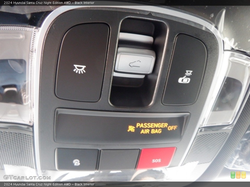 Black Interior Controls for the 2024 Hyundai Santa Cruz Night Edition AWD #146690157