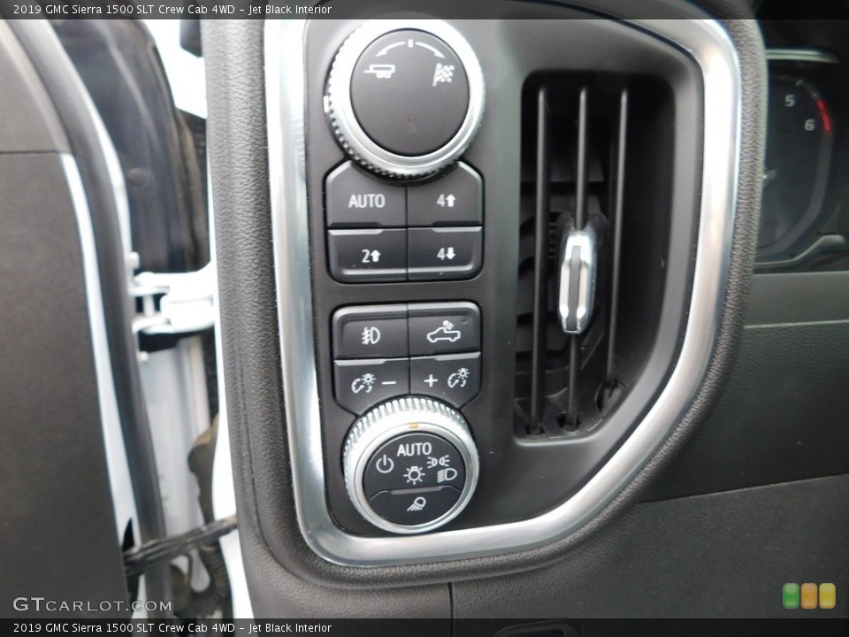 Jet Black Interior Controls for the 2019 GMC Sierra 1500 SLT Crew Cab 4WD #146693333