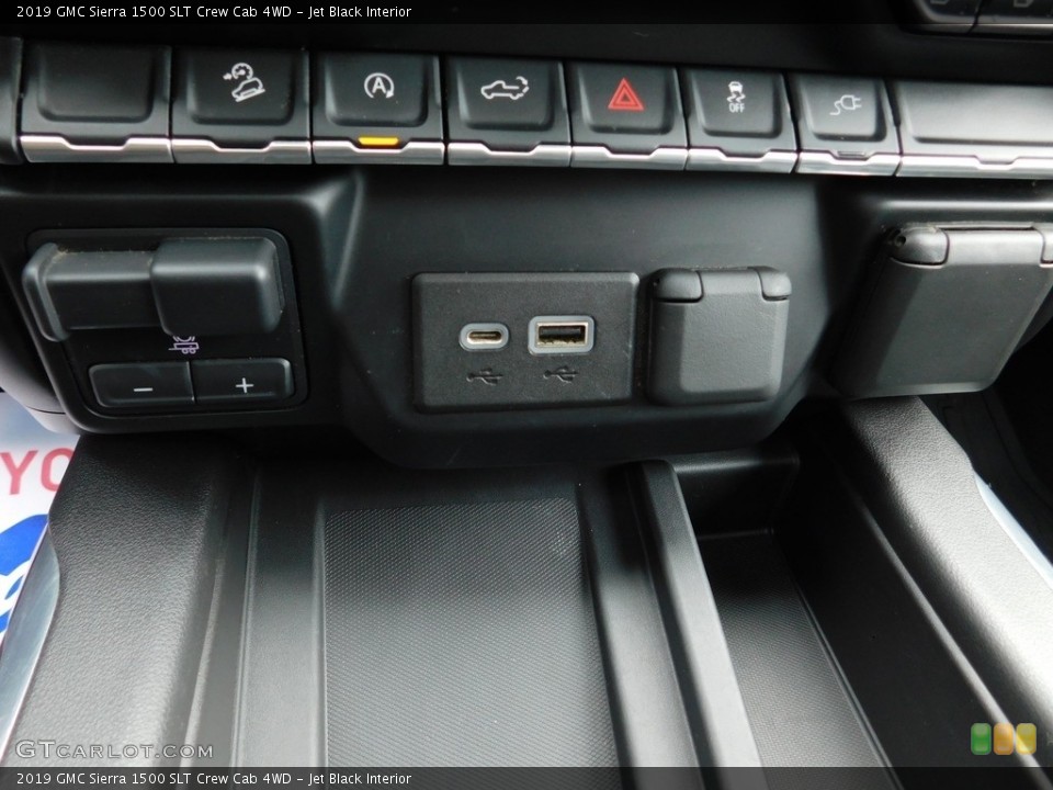 Jet Black Interior Controls for the 2019 GMC Sierra 1500 SLT Crew Cab 4WD #146693534