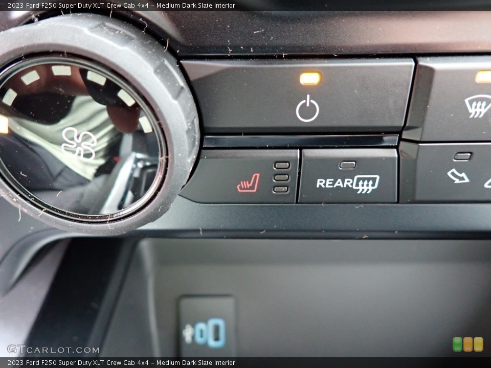 Medium Dark Slate Interior Controls for the 2023 Ford F250 Super Duty XLT Crew Cab 4x4 #146695064