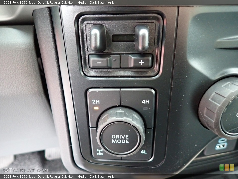 Medium Dark Slate Interior Controls for the 2023 Ford F250 Super Duty XL Regular Cab 4x4 #146695856