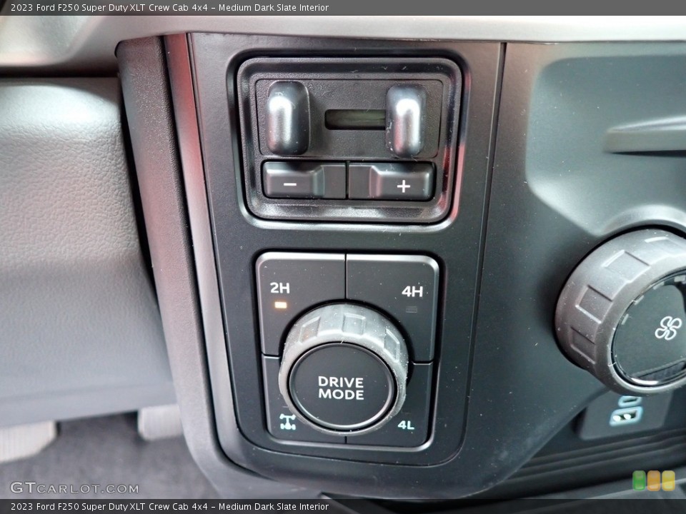 Medium Dark Slate Interior Controls for the 2023 Ford F250 Super Duty XLT Crew Cab 4x4 #146696120