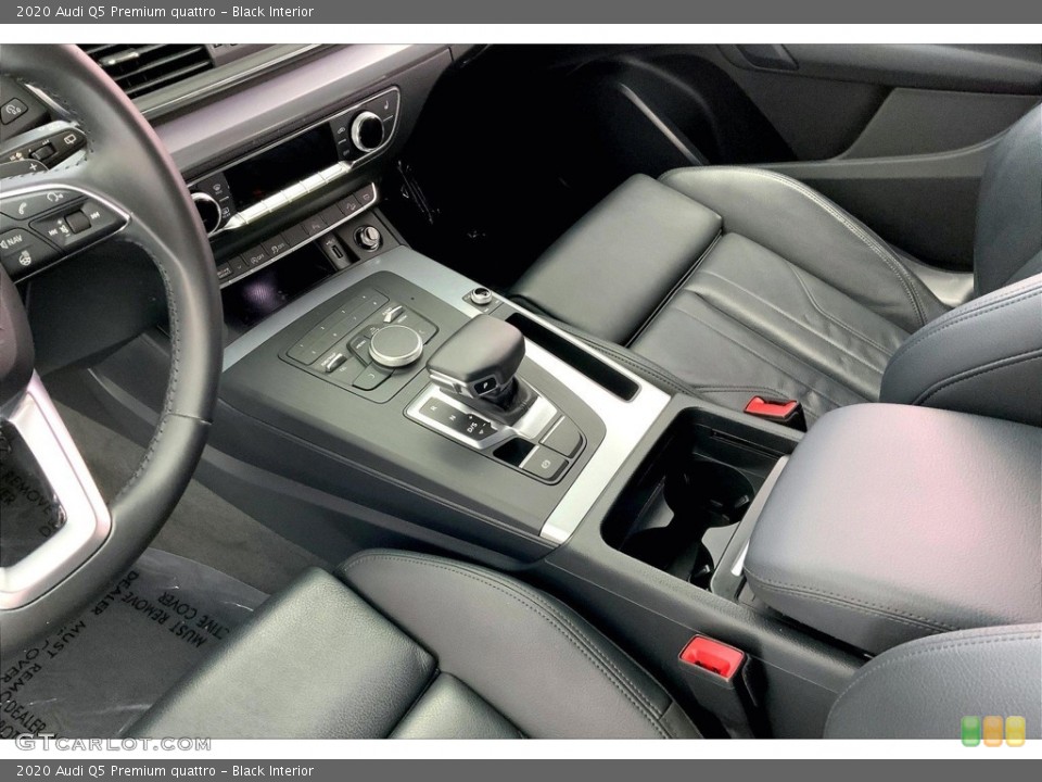 Black Interior Controls for the 2020 Audi Q5 Premium quattro #146697660