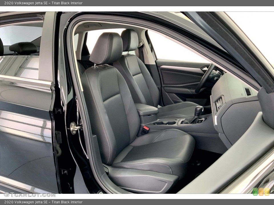 Titan Black Interior Photo for the 2020 Volkswagen Jetta SE #146699727