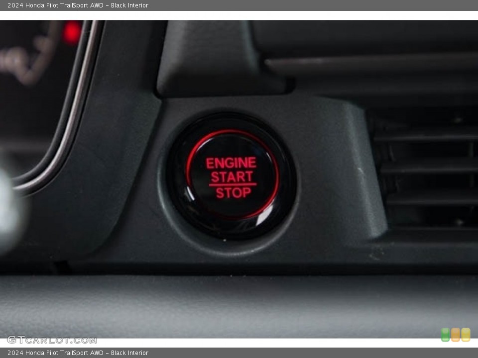 Black Interior Controls for the 2024 Honda Pilot TrailSport AWD #146702722