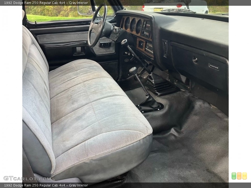 Gray Interior Photo for the 1992 Dodge Ram 250 Regular Cab 4x4 #146702926