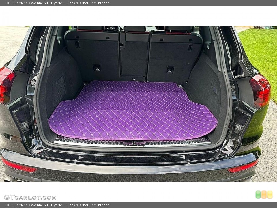Black/Garnet Red Interior Trunk for the 2017 Porsche Cayenne S E-Hybrid #146706522