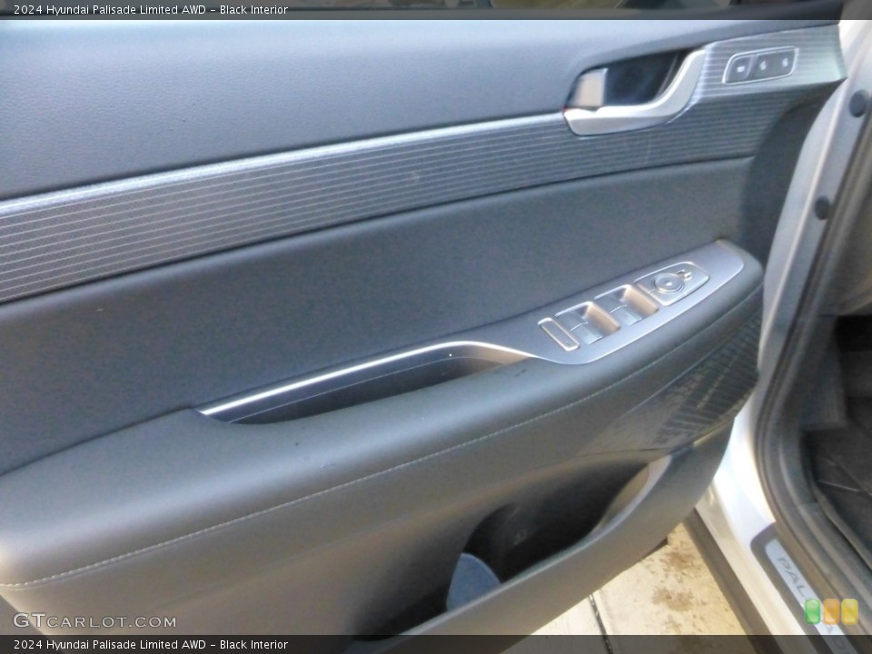 Black Interior Door Panel for the 2024 Hyundai Palisade Limited AWD #146708604
