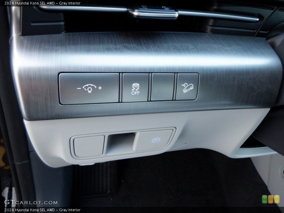 Gray Interior Controls for the 2024 Hyundai Kona SEL AWD #146711311