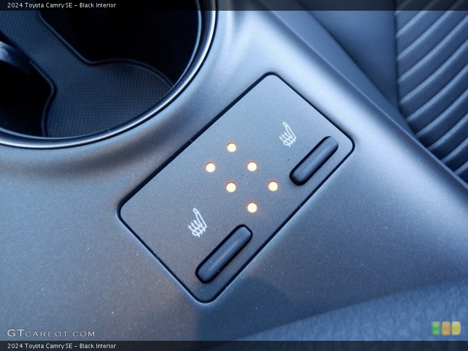 Black Interior Controls for the 2024 Toyota Camry SE #146712666