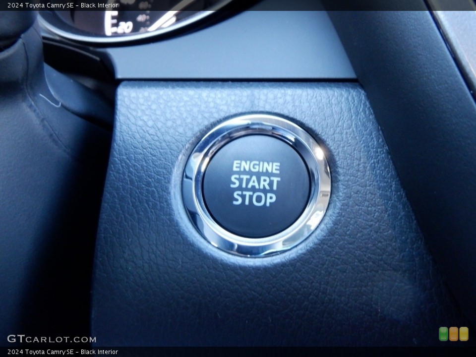 Black Interior Controls for the 2024 Toyota Camry SE #146712712