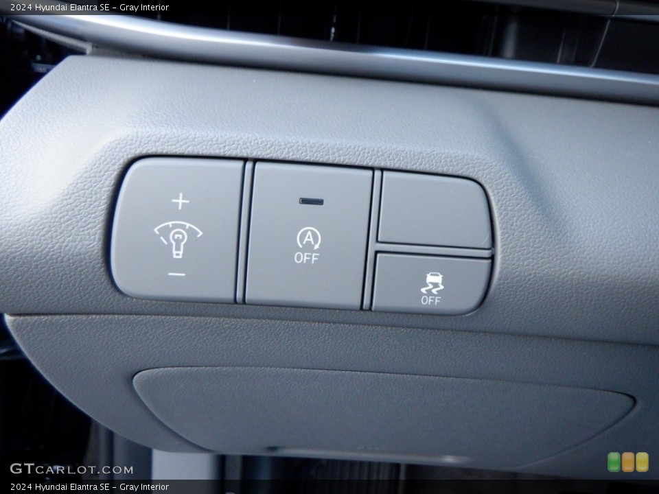 Gray Interior Controls for the 2024 Hyundai Elantra SE #146715379