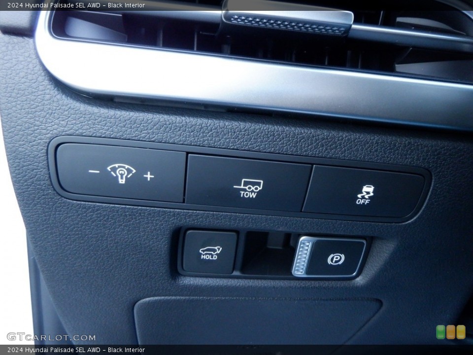 Black Interior Controls for the 2024 Hyundai Palisade SEL AWD #146715913