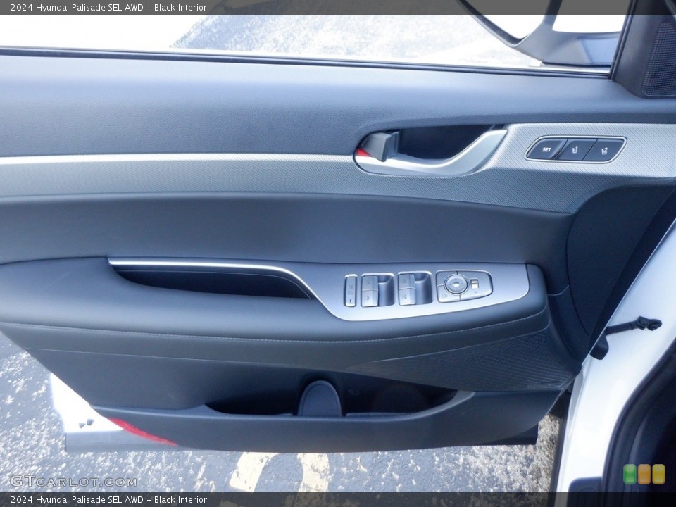 Black Interior Door Panel for the 2024 Hyundai Palisade SEL AWD #146715928