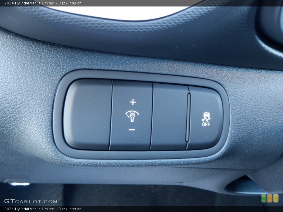 Black Interior Controls for the 2024 Hyundai Venue Limited #146716720