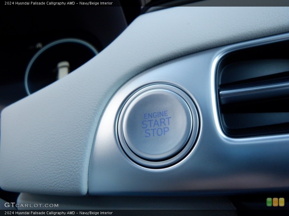Navy/Beige Interior Controls for the 2024 Hyundai Palisade Calligraphy AWD #146716978