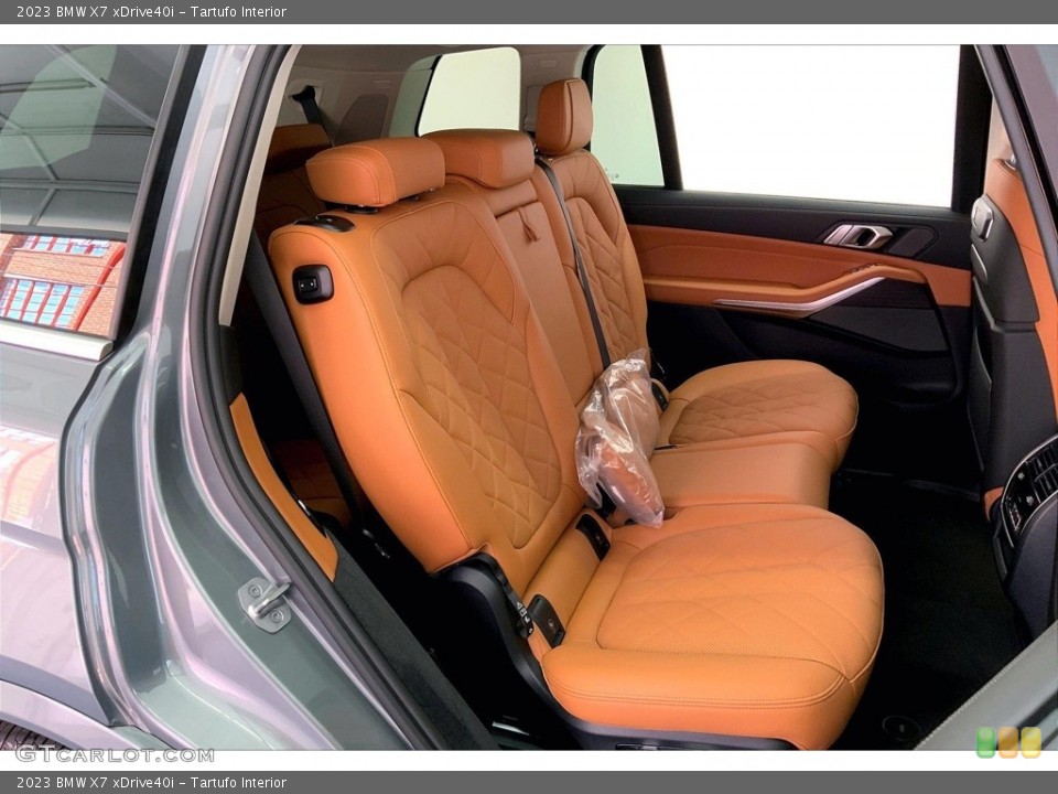 Tartufo Interior Rear Seat for the 2023 BMW X7 xDrive40i #146718322