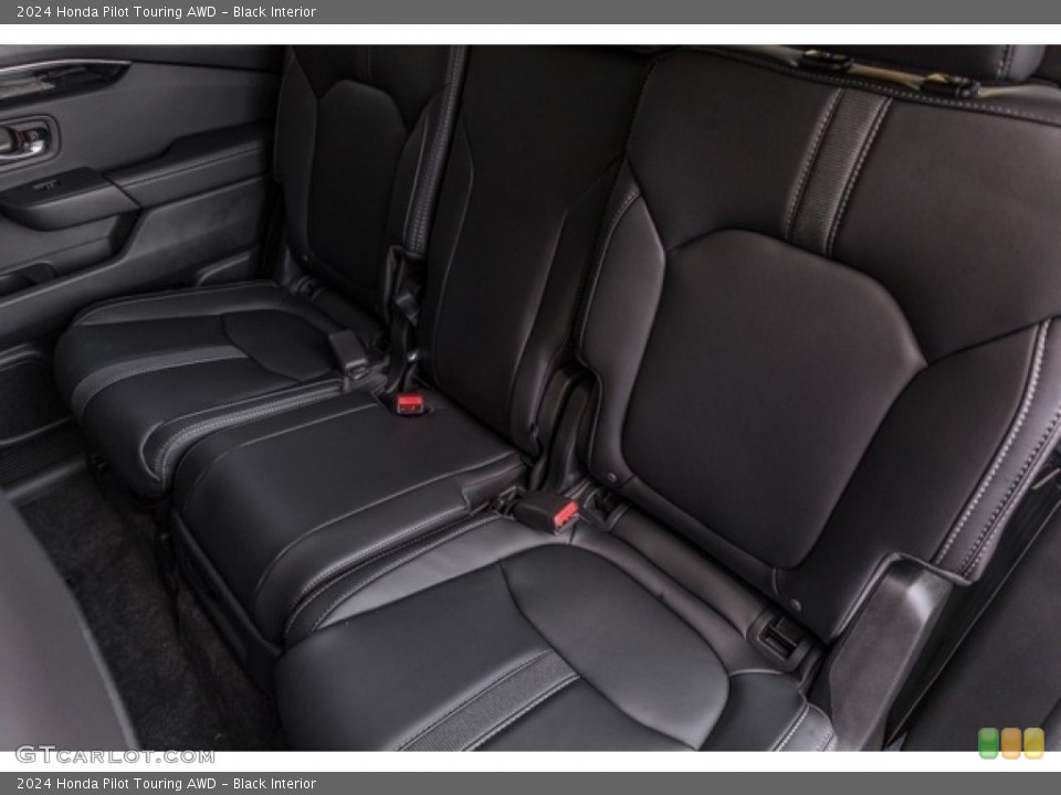 Black Interior Rear Seat for the 2024 Honda Pilot Touring AWD #146718424