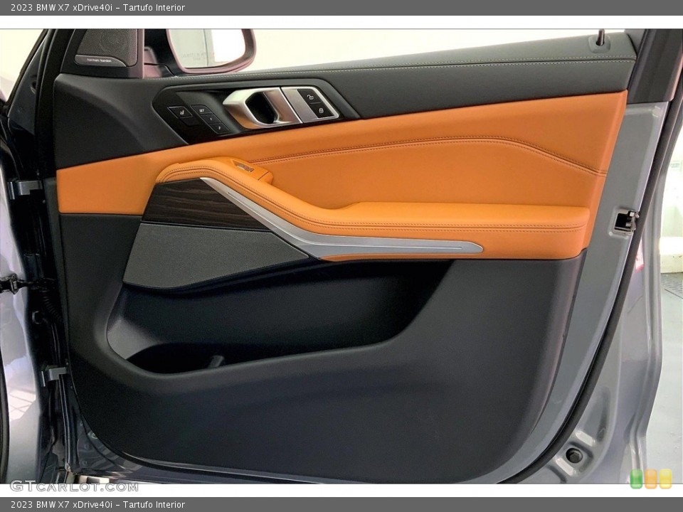 Tartufo Interior Door Panel for the 2023 BMW X7 xDrive40i #146718460