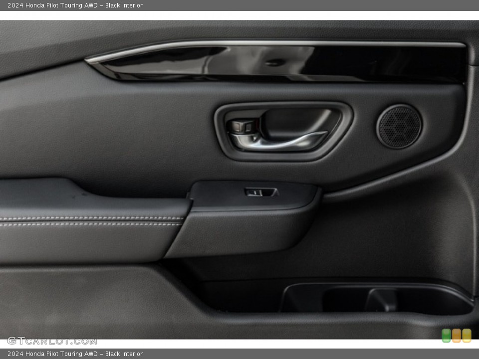Black Interior Door Panel for the 2024 Honda Pilot Touring AWD #146718565