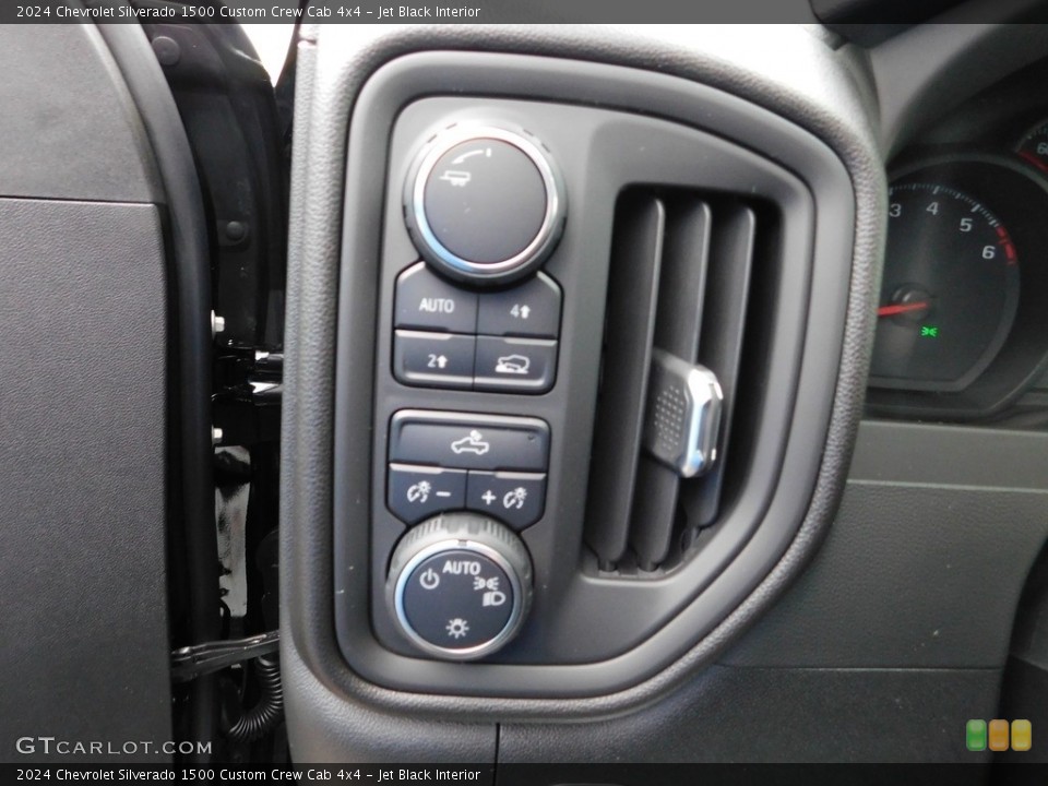 Jet Black Interior Controls for the 2024 Chevrolet Silverado 1500 Custom Crew Cab 4x4 #146718937