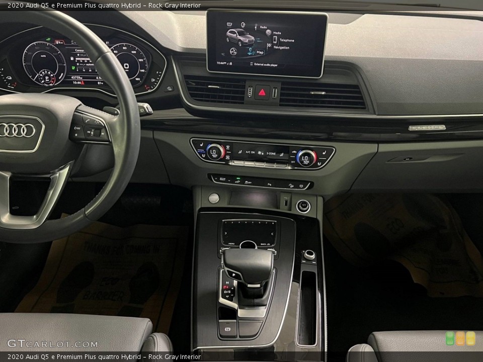 Rock Gray Interior Dashboard for the 2020 Audi Q5 e Premium Plus quattro Hybrid #146720532