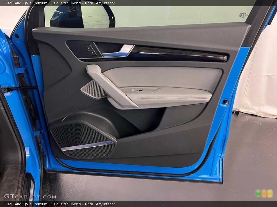 Rock Gray Interior Door Panel for the 2020 Audi Q5 e Premium Plus quattro Hybrid #146720970