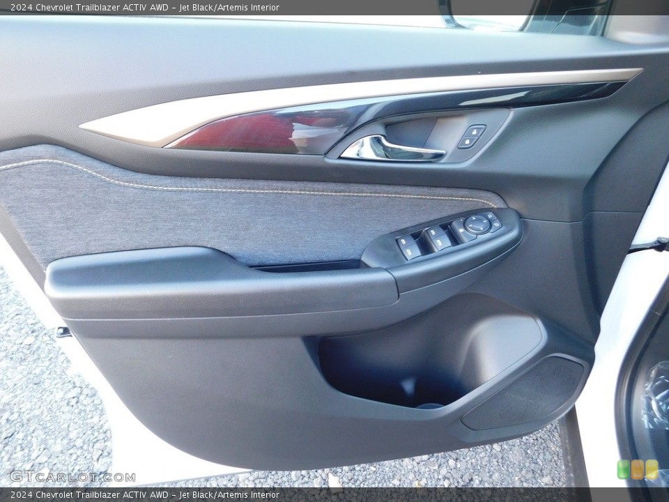 Jet Black/Artemis Interior Door Panel for the 2024 Chevrolet Trailblazer ACTIV AWD #146721591