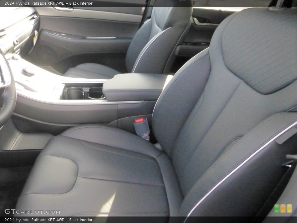 Black 2024 Hyundai Palisade Interiors