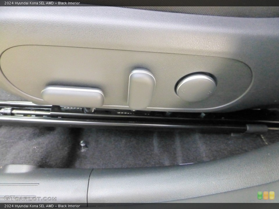 Black Interior Front Seat for the 2024 Hyundai Kona SEL AWD #146724006