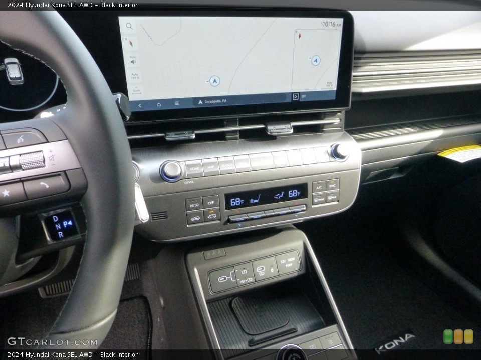 Black Interior Controls for the 2024 Hyundai Kona SEL AWD #146724042