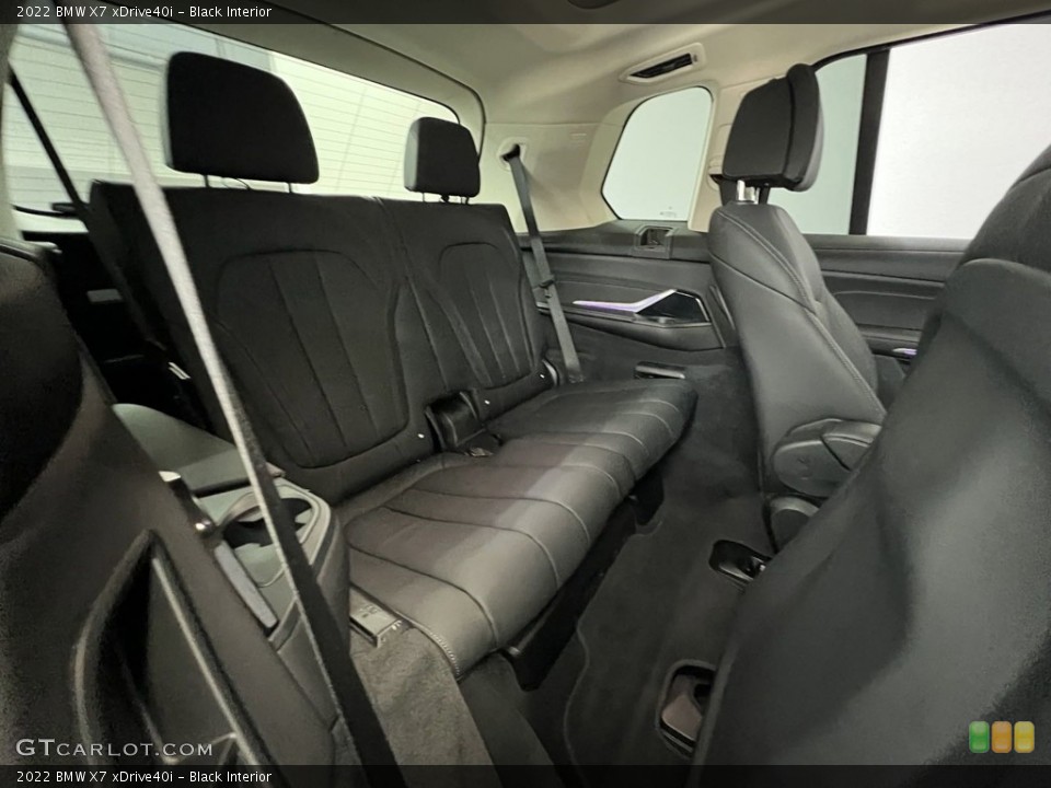 Black Interior Rear Seat for the 2022 BMW X7 xDrive40i #146725589