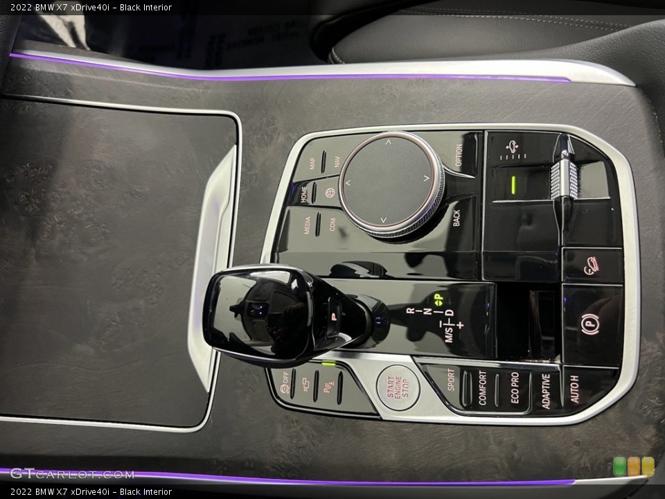 Black Interior Controls for the 2022 BMW X7 xDrive40i #146726054