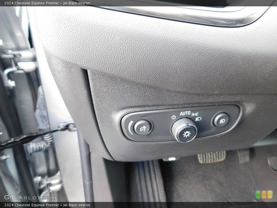 Jet Black Interior Controls for the 2024 Chevrolet Equinox Premier #146727650