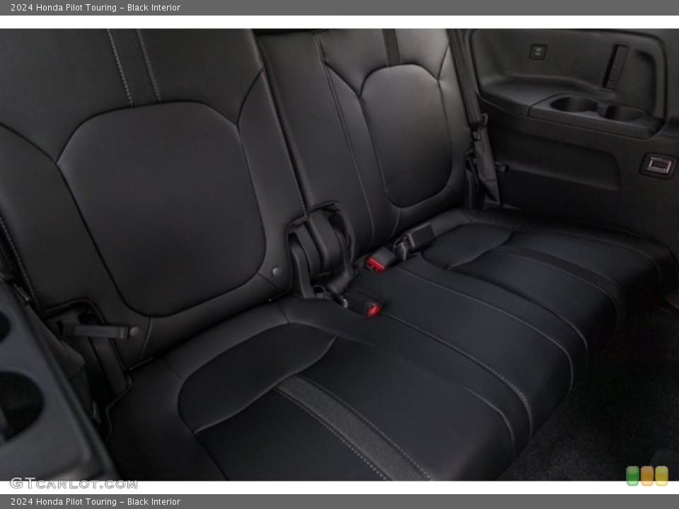 Black Interior Rear Seat for the 2024 Honda Pilot Touring #146727662