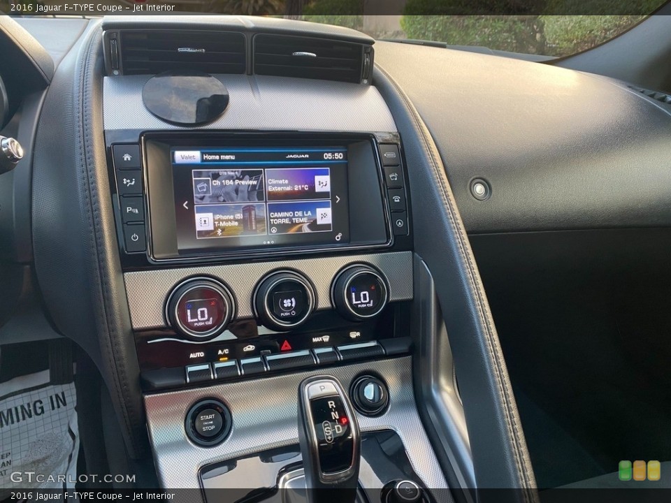 Jet Interior Controls for the 2016 Jaguar F-TYPE Coupe #146733740