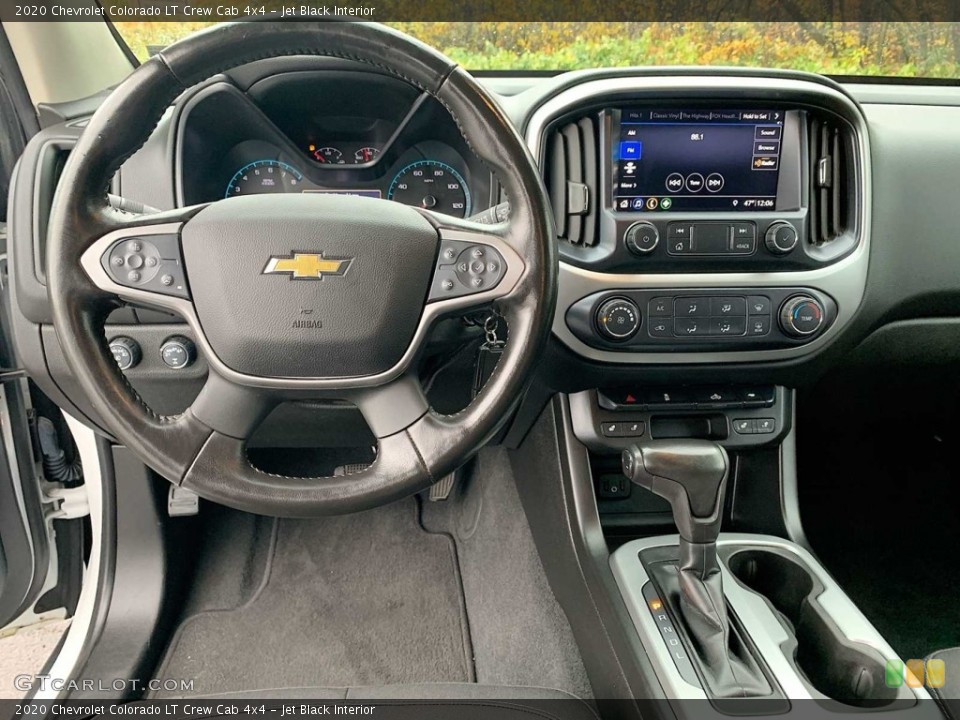 Jet Black Interior Dashboard for the 2020 Chevrolet Colorado LT Crew Cab 4x4 #146736430