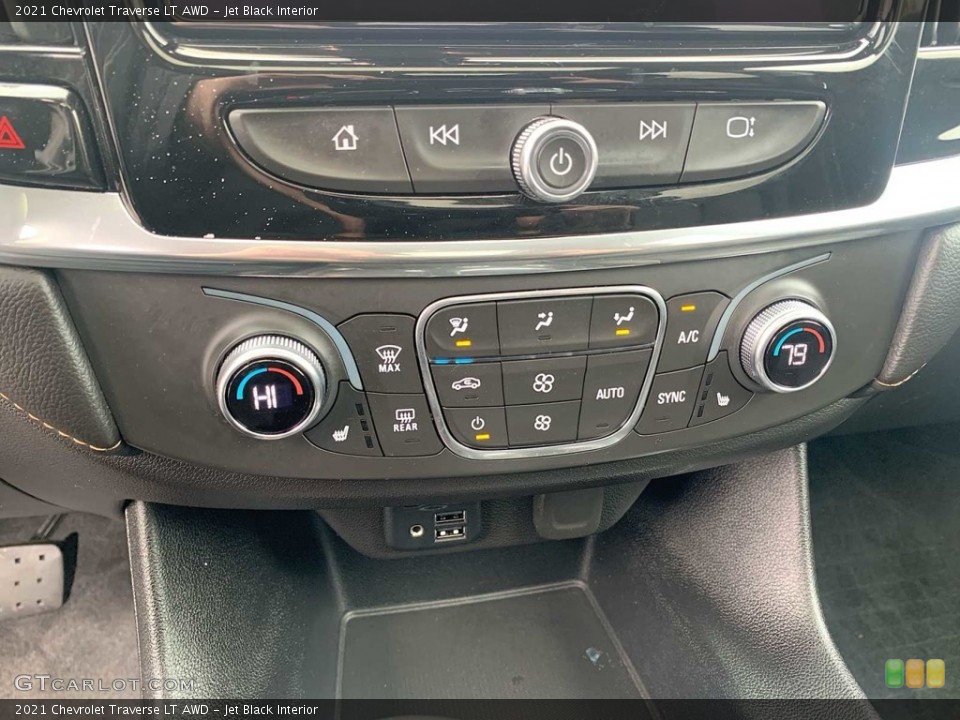 Jet Black Interior Controls for the 2021 Chevrolet Traverse LT AWD #146737068