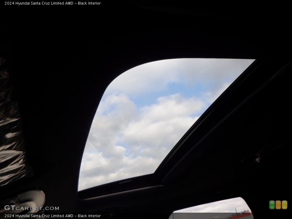 Black Interior Sunroof for the 2024 Hyundai Santa Cruz Limited AWD #146737135