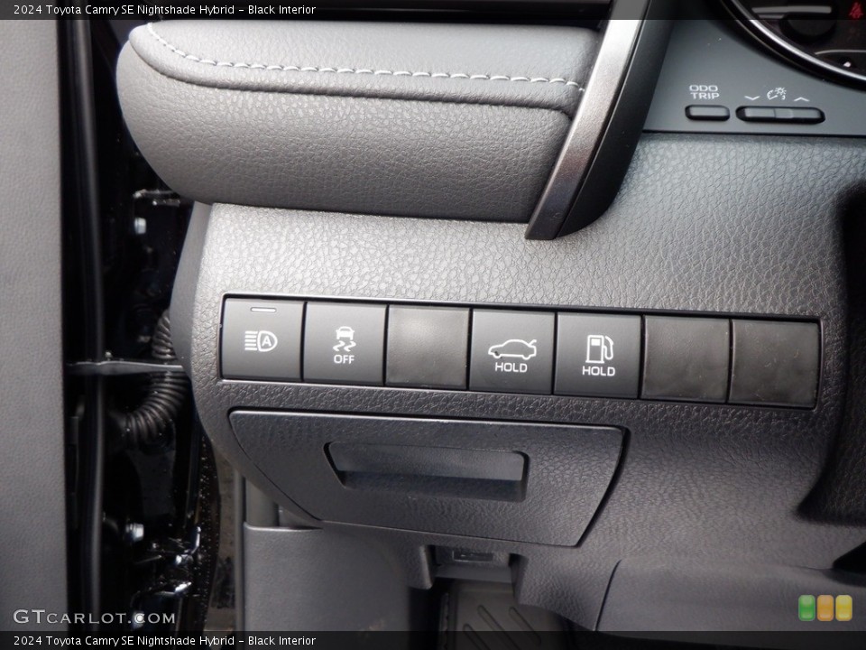 Black Interior Controls for the 2024 Toyota Camry SE Nightshade Hybrid #146739505