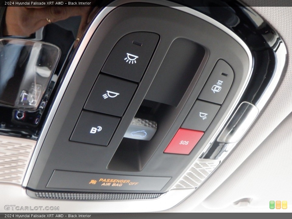 Black Interior Controls for the 2024 Hyundai Palisade XRT AWD #146740342