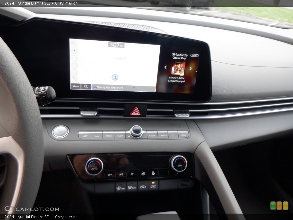 Gray Interior Controls for the 2024 Hyundai Elantra SEL #146740756